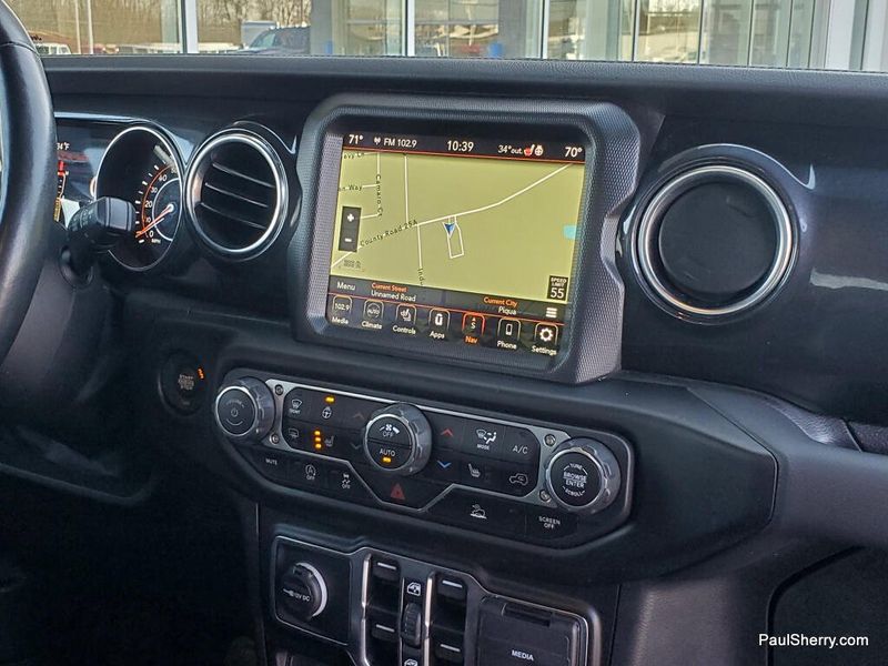 Used 2022 Jeep Wrangler Unlimited Sahara Altitude