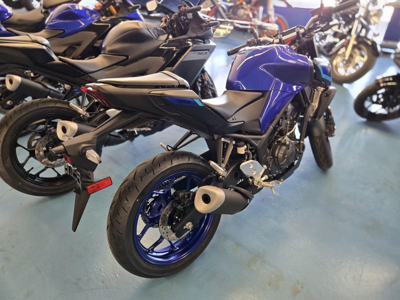 2025 Yamaha MT03 TEAM BLUE Image 5