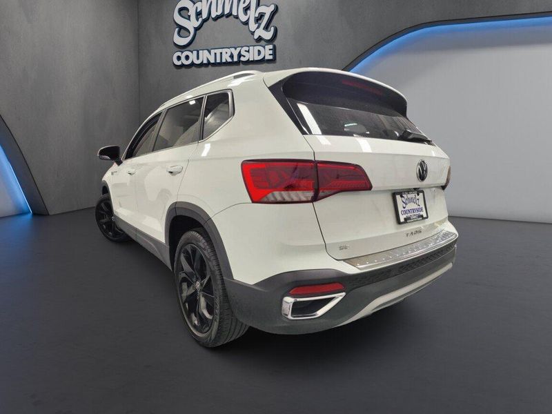 Used 2023 Volkswagen Taos SE w/SunroofImage 9
