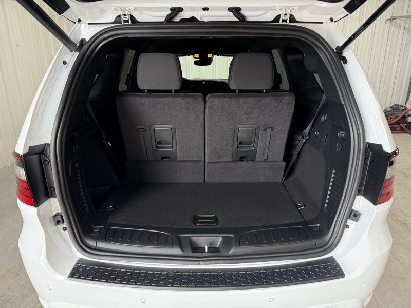 New 2026 Dodge Durango Gt Awd Hemi V8Image 5