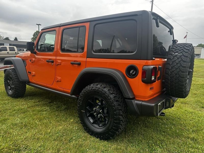 2025 Jeep Wrangler Unlimited Willys photo 5
