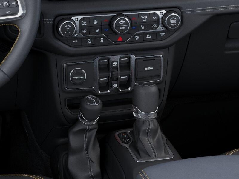 New 2026 Jeep Wrangler 4-door SaharaImage 24