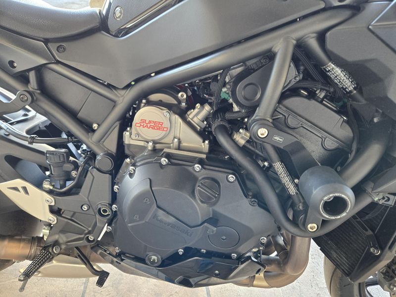 USED 2021 KAWASAKI Z H2 BASE Image 10