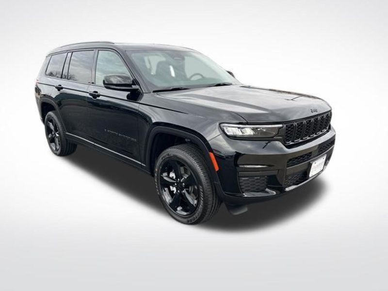 2025 Jeep Grand Cherokee L Altitude X 4x4