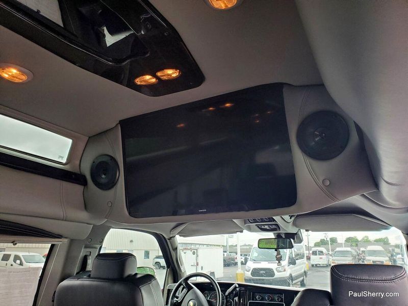 Used 2024 Chevrolet Express Cargo Image 6