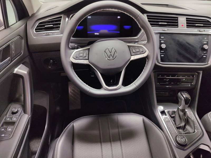 2023 Volkswagen Tiguan SE 4-Motion AWDImage 16