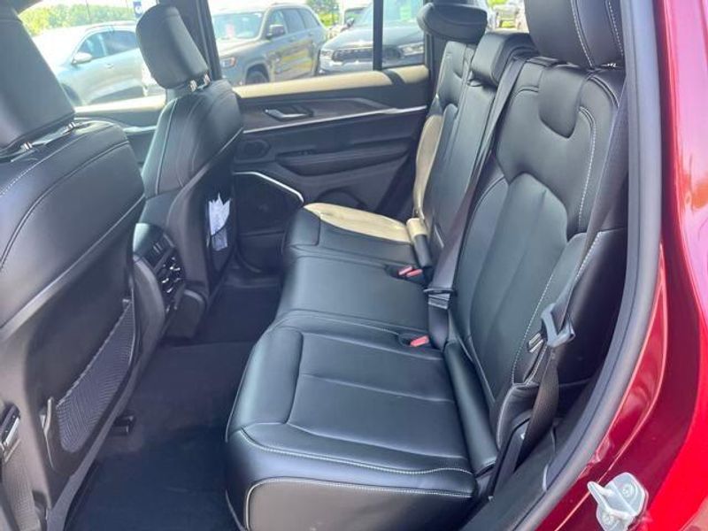2025 Jeep Grand Cherokee Limited2025 Jeep Grand Cherokee Limited 4x4