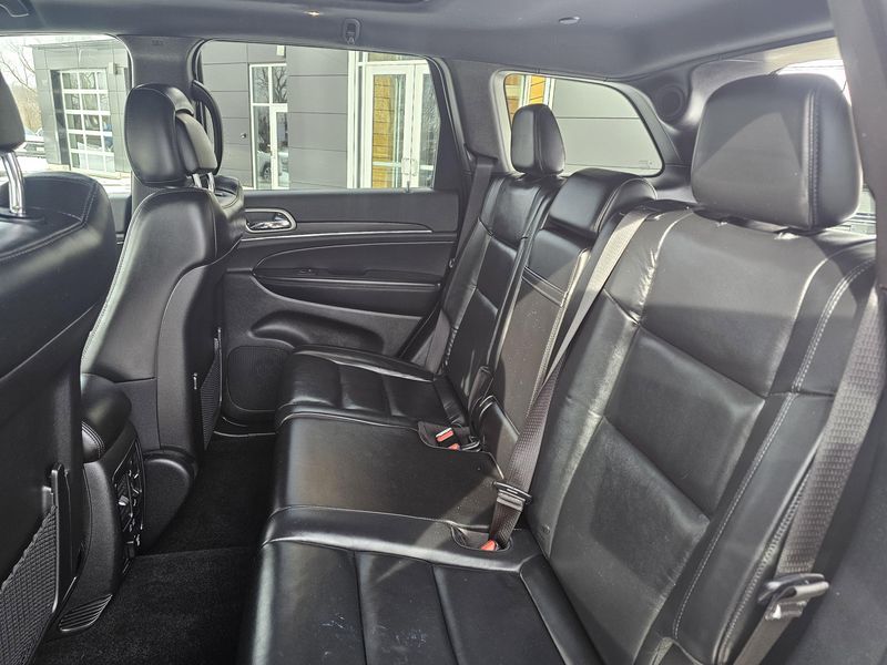 Used 2021 Jeep Grand Cherokee LimitedImage 11