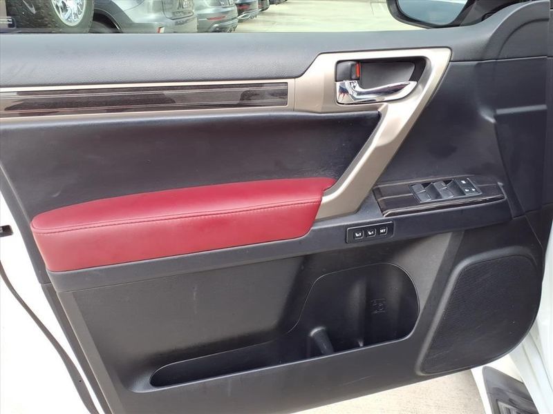 Used 2020 Lexus GX 460Image 14