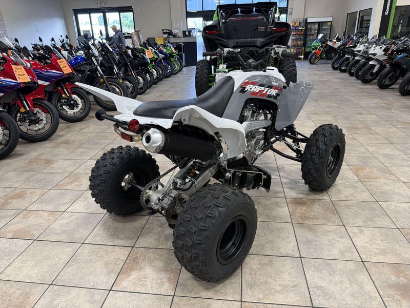New 2026 Yamaha RAPTOR 700  in a ARMOR GREY exterior color. Vista Del Amo Motorsports 760-330-5665 delamomotorsports.com 
