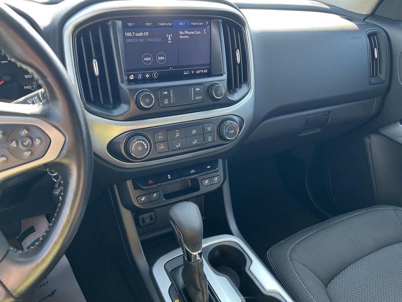2022 Chevrolet Colorado LT photo 27