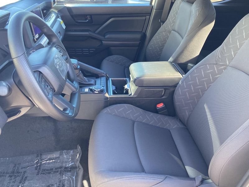 New 2025 Toyota Tacoma SR5Image 14