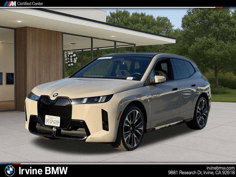 Used 2026 BMW iX xDrive60Image 1