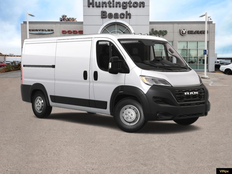 2024 RAM ProMaster 2500 Low Roof 136 WBImage 11