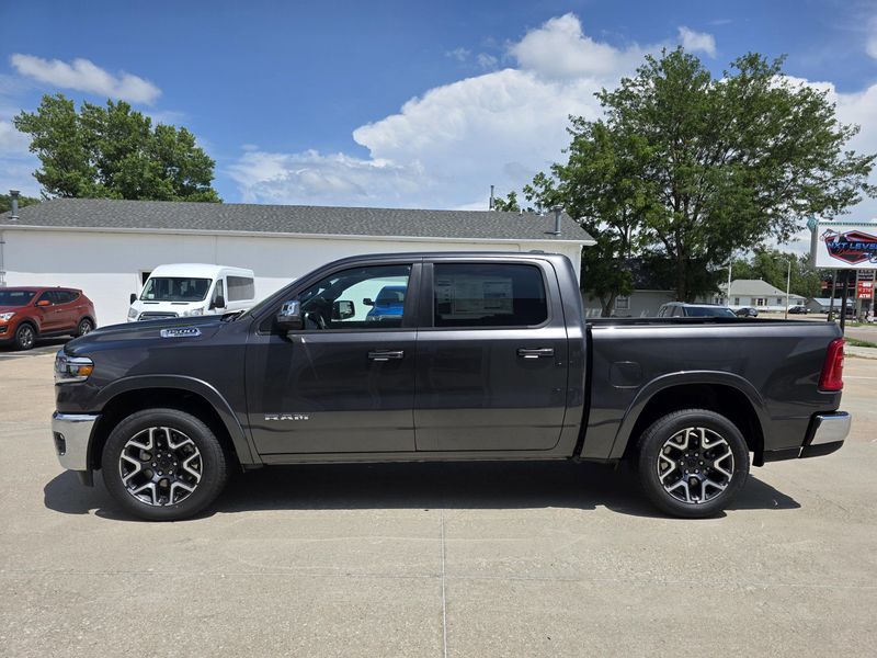 New 2025 RAM 1500 LaramieImage 5