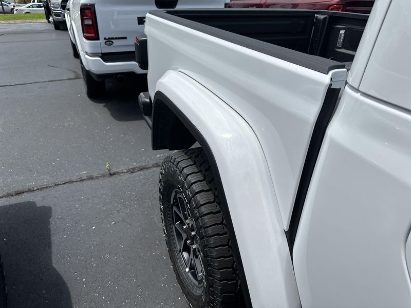 New 2025 Jeep Gladiator Rubicon X 4x4Image 6