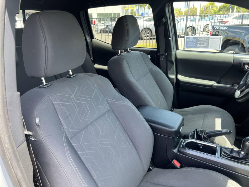 Used 2018 Toyota Tacoma TRD Off RoadImage 25