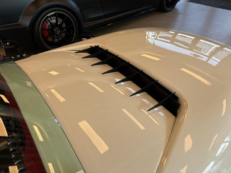 2023 Vanderhall Venice GTS