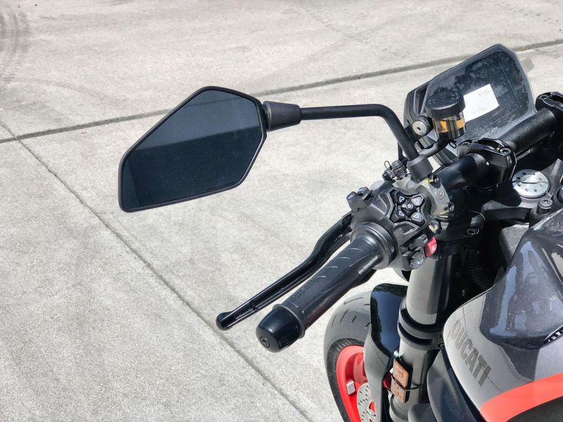 New 2027 Ducati MONSTER 896 Image 22