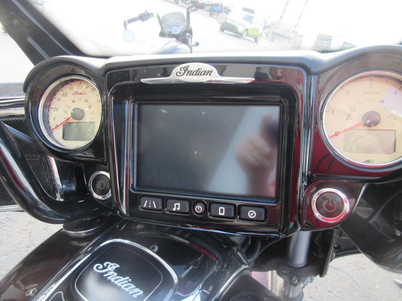 USED 2017 INDIAN MOTORCYCLE ROADMASTER Image 17