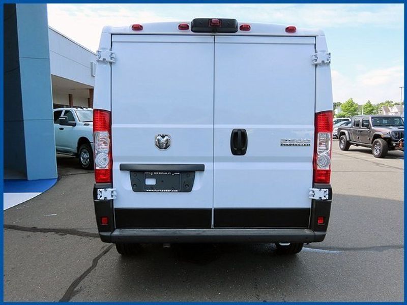 2024 RAM ProMaster BaseImage 6