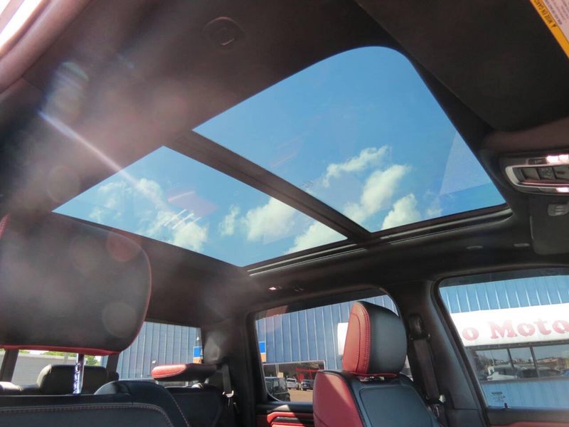 Used 2019 RAM 1500 Rebel 4x4 4dr Crew Cab 5.6 ft. SB PickupImage 20