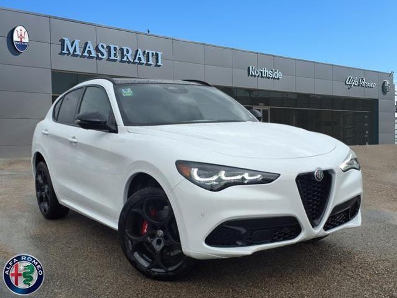 2025 Alfa Romeo Stelvio Tributo Italiano AwdImage 1