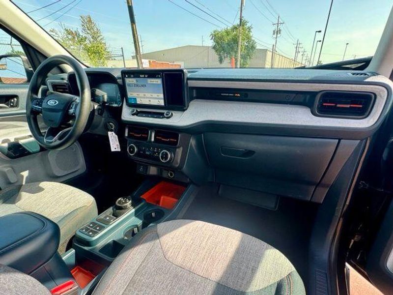 Used 2023 Ford Maverick XLTImage 12