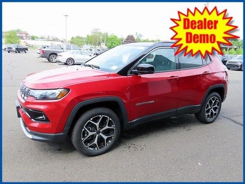 New 2025 Jeep Compass LimitedImage 1