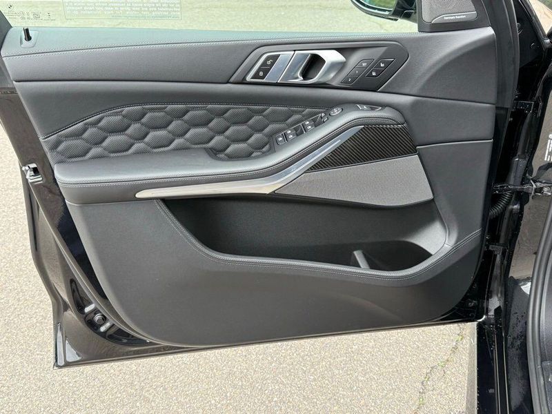 New 2026 BMW X5 M CompetitionImage 16