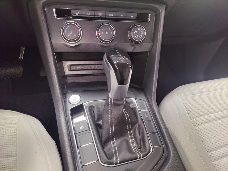 Used 2024 Volkswagen Tiguan SImage 17