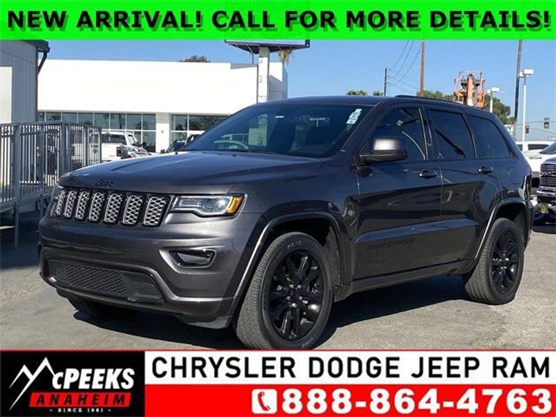 2021 Jeep Grand Cherokee Laredo XImage 1