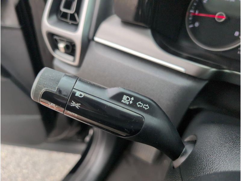 Used 2023 Kia Sorento SImage 25