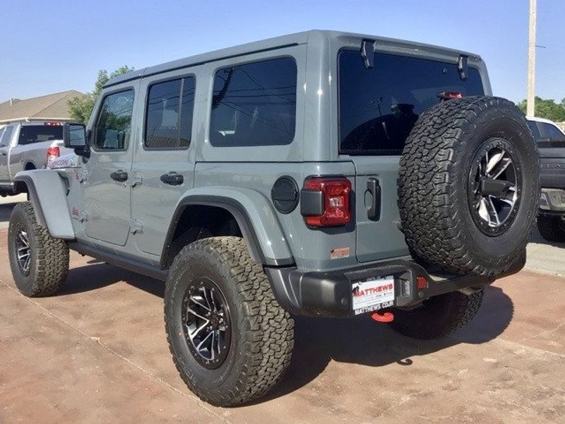 2024 Jeep Wrangler 4-door Rubicon XImage 3