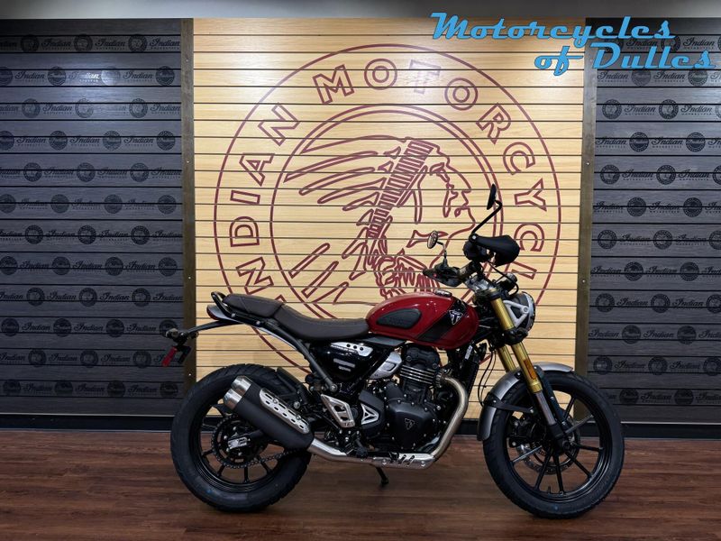2025 Triumph Scrambler 400X Image 1