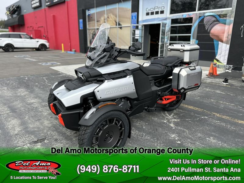 2025 Can-Am CANYON XT Image 5