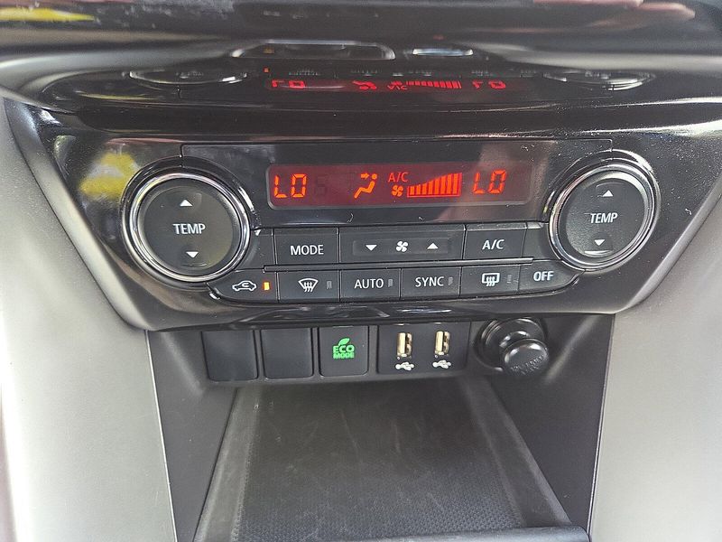 2024 Mitsubishi Eclipse Cross SE photo 27