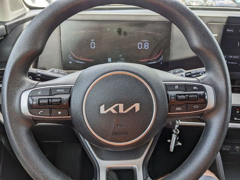 2023 Kia Sportage LXImage 25