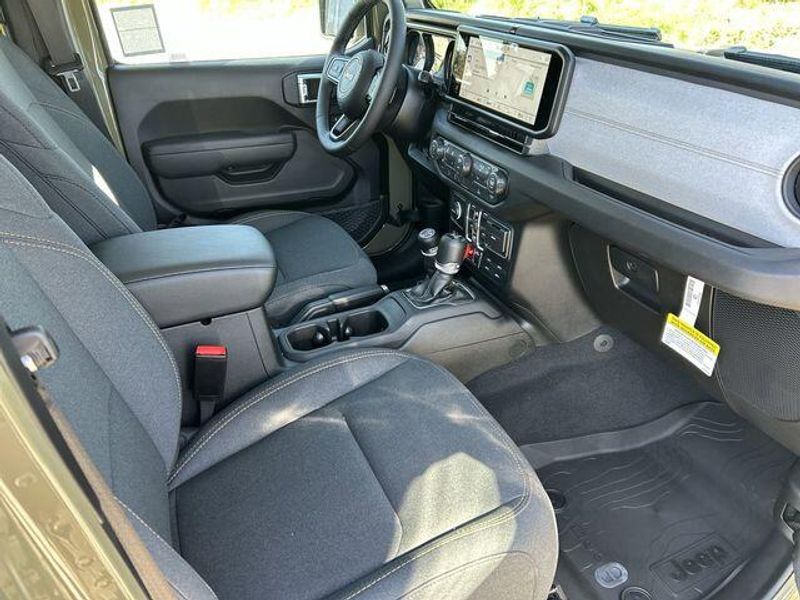 New 2026 Jeep Wrangler 4-door WillysImage 12