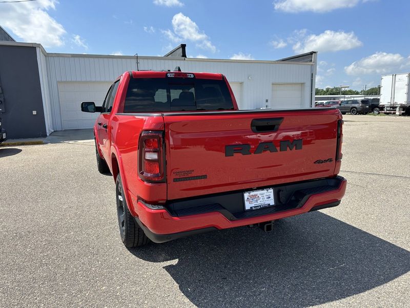 2025 RAM 1500 Big Horn Crew Cab 4x4 5