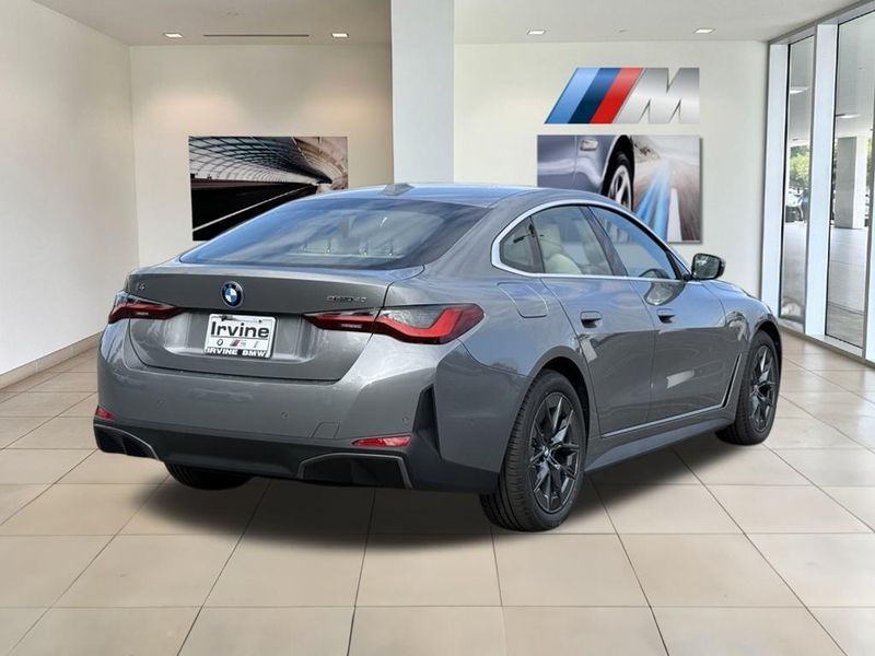 2025 BMW i4 eDrive40Image 6