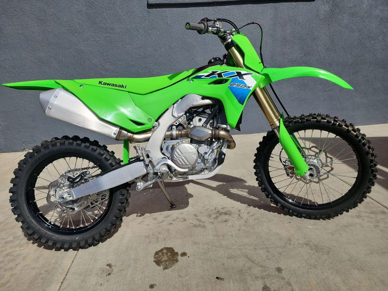 New 2026 Kawasaki KX 250X Image 11