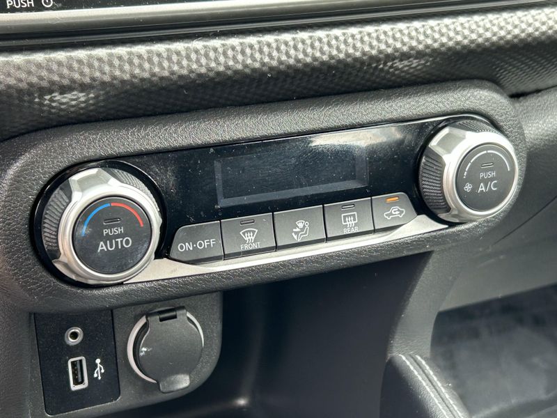 2018 Nissan Kicks SVImage 21