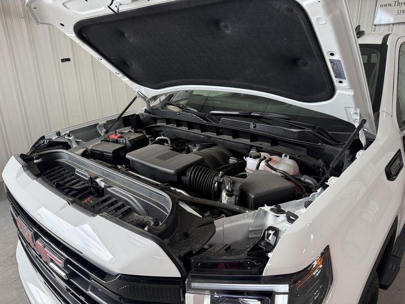 Used 2026 GMC Sierra 1500 ElevationImage 15