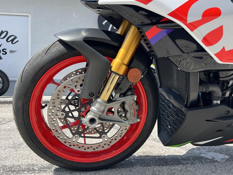 2024 Aprilia Tuono V4 Factory 1100 