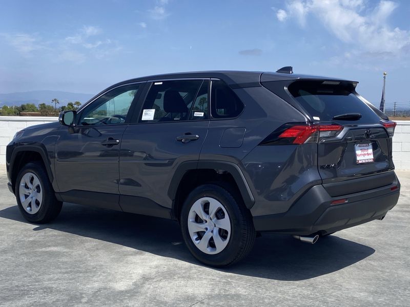 2025 Toyota RAV4 LEImage 5