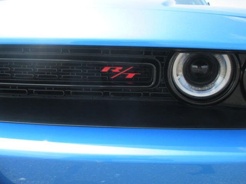 Used 2015 Dodge Challenger R/T Plus ShakerImage 4