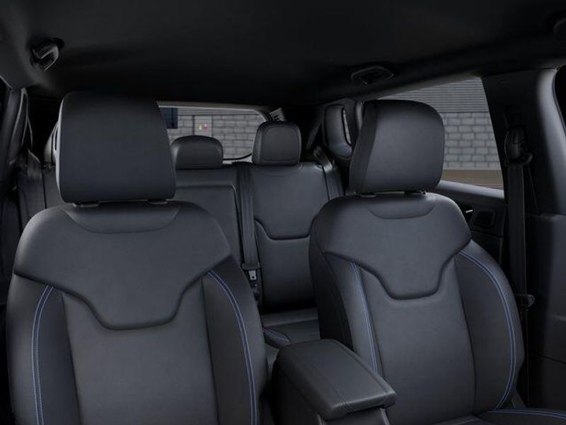 New 2026 Jeep Compass Limited Altitude 4x4Image 26
