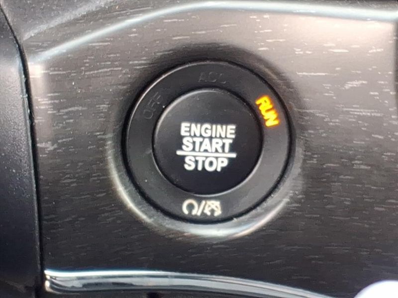 Used 2017 Jeep Grand Cherokee LimitedImage 20