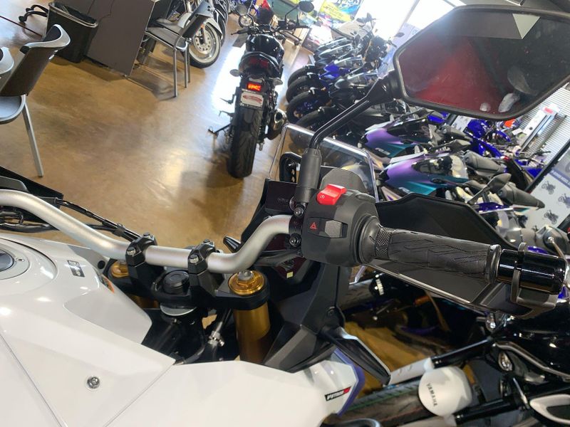 New 2025 Suzuki V-STROM 800DE ADVENTURE Image 13